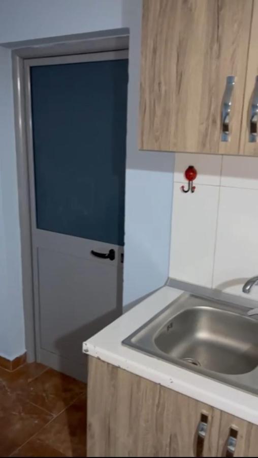 Guest House Andersoni Dhoma Plazhi Andersoni Shen Ded Gjoni Zewnętrze zdjęcie