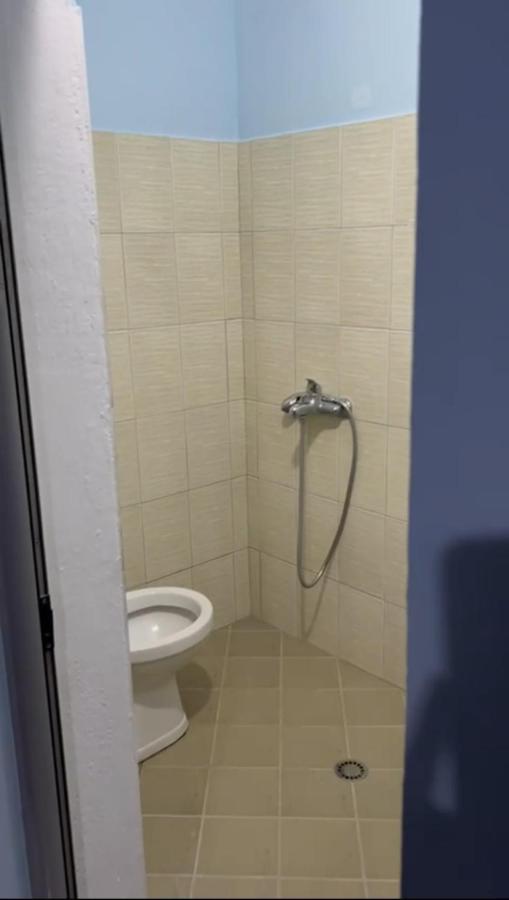 Guest House Andersoni Dhoma Plazhi Andersoni Shen Ded Gjoni Zewnętrze zdjęcie