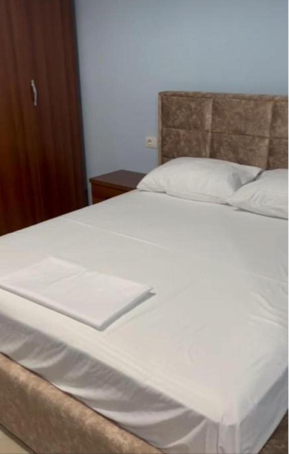 Guest House Andersoni Dhoma Plazhi Andersoni Shen Ded Gjoni Zewnętrze zdjęcie